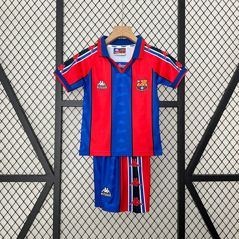 Kit Infantil Barcelona 1995/97 Retrô