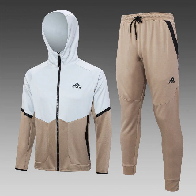 Conjunto de Corta Vento Adidas Bege e Branco / 374