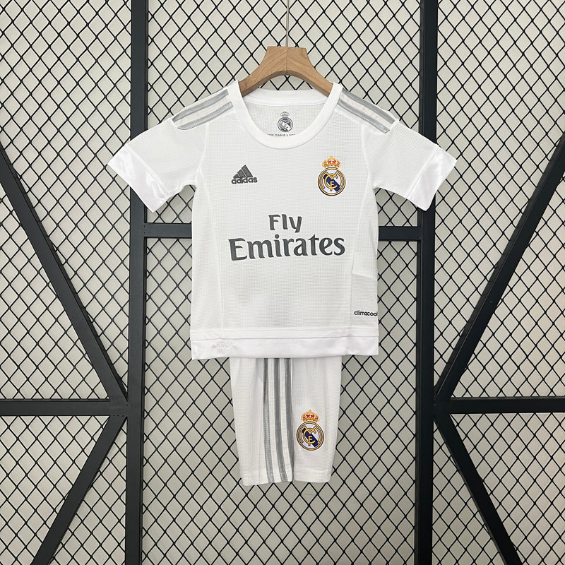 Kit Infantil Real Madrid 2015/16 Retrô / 4-14 Anos