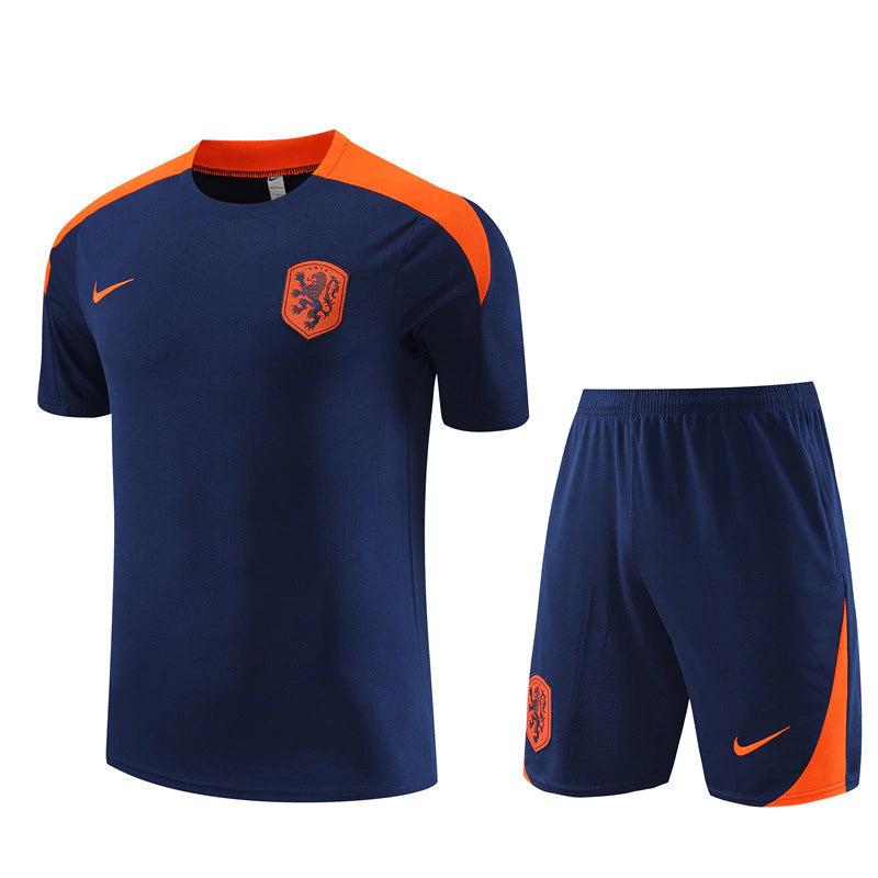 Kit Treino Seleção Holanda Nike 24/25 Camisa e Bermuda Azul Marinho e Laranja Masculino
