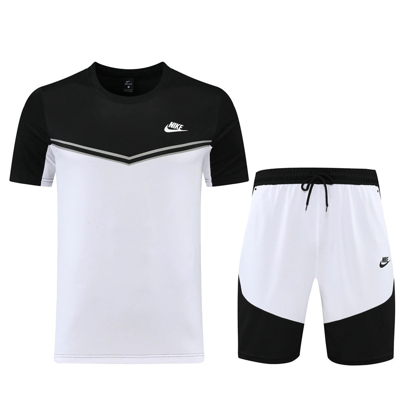 Kit Treino Nike Masculino Camisa Branca e Bermuda Preta