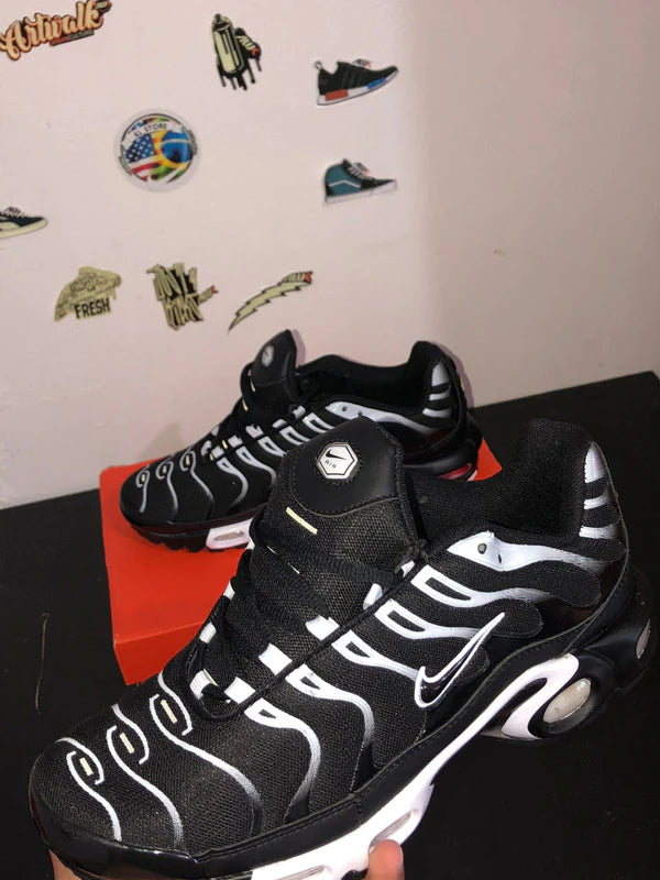 Air Max Plus TN 1 “Venom”