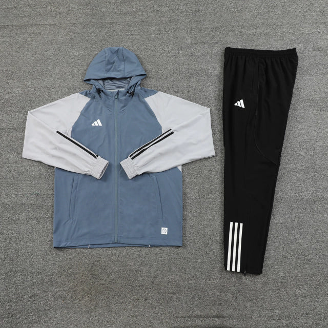 Conjunto de Corta Vento Adidas Cinza e Preto / 374