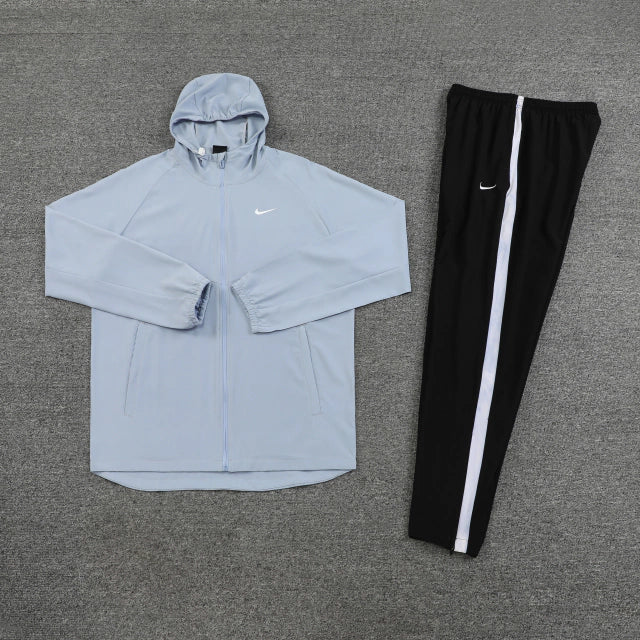 Conjunto de Corta Vento Nike Cinza e Preto / 734