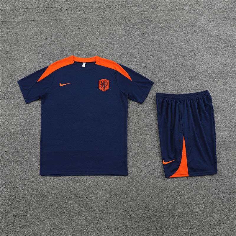 Kit Treino Seleção Holanda Nike 24/25 Camisa e Bermuda Azul Marinho e Laranja Masculino