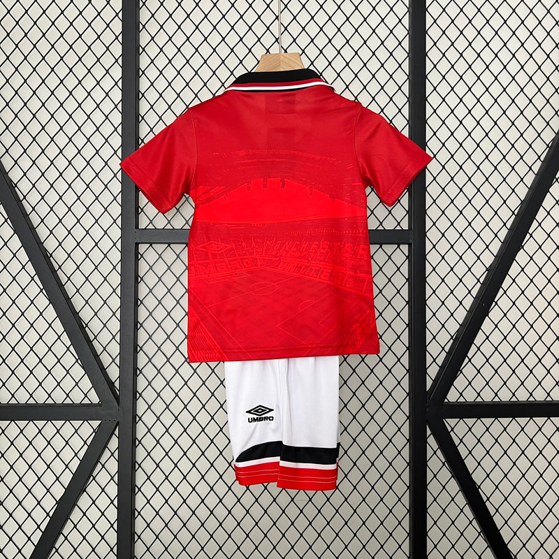 Kit Infantil Manchester United 1994/96 Retrô