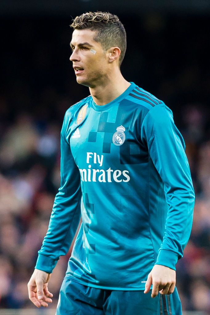Camisa Real Madrid 2017/18 Manga Longa + Patchs- Adidas Torcedor Masculina Azul