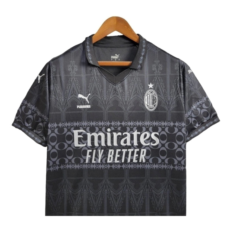 Camisa AC Milan x Pleasures "Luz e Trevas" Torcedor 2024/25 Masculino - Preta