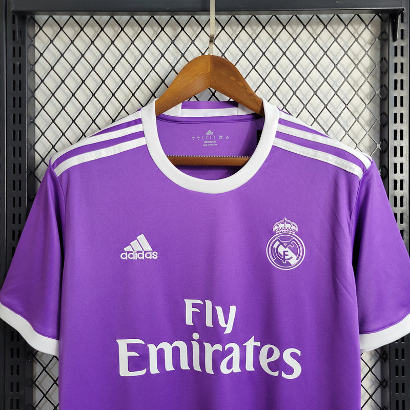 Camisa Real Madrid 2017/18 away Roxa
