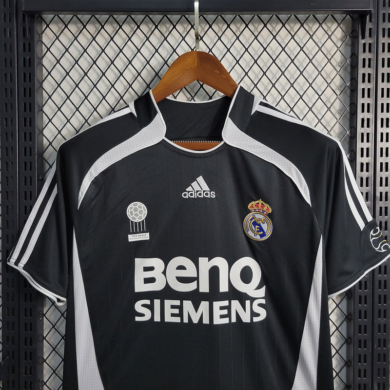 Camisa Real Madrid 2006/07 - Two Guest