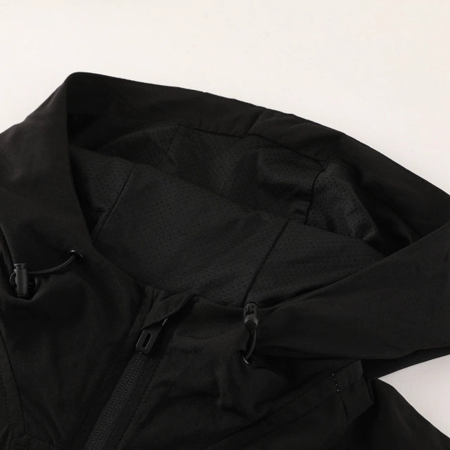 Conjunto de Corta Vento Adidas Preto e Branco / 374
