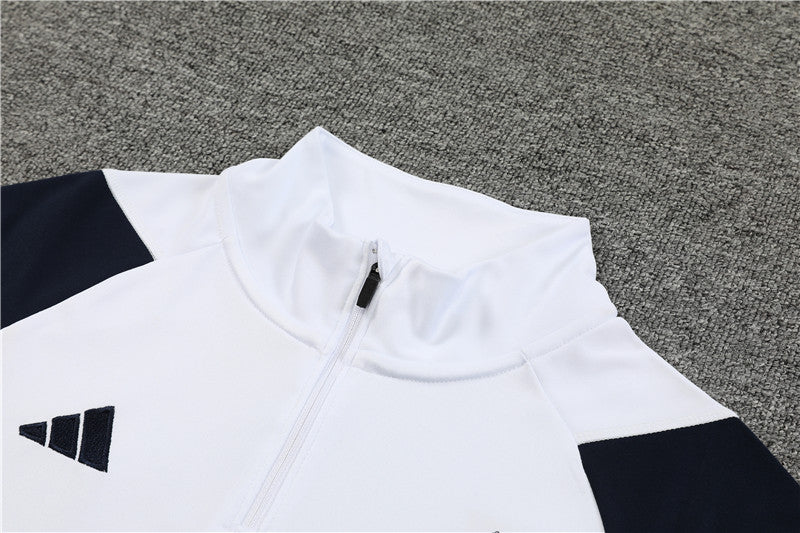 Conjunto de Treino Real Madrid 23/24 White