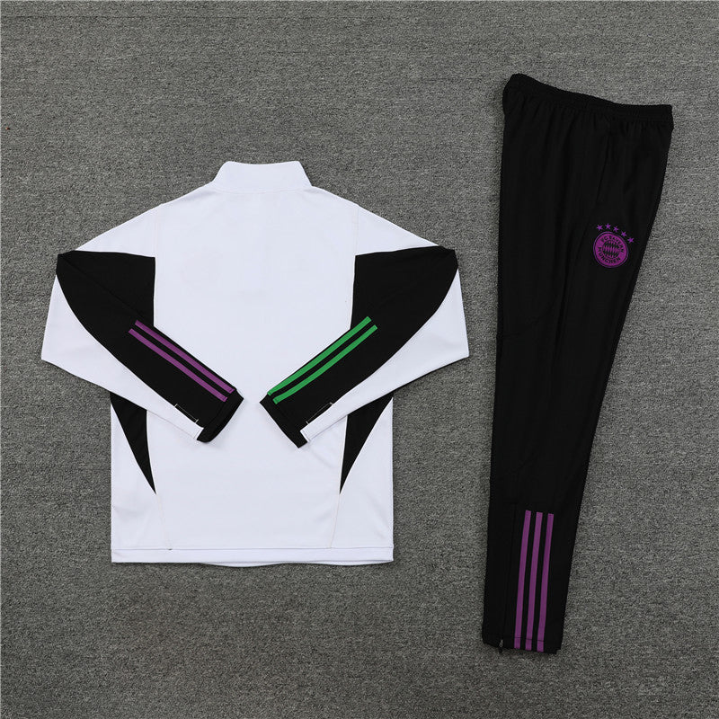 Conjunto de Treino Bayern de Munique 23/24 White