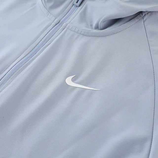 Conjunto de Corta Vento Nike Cinza e Preto / 734