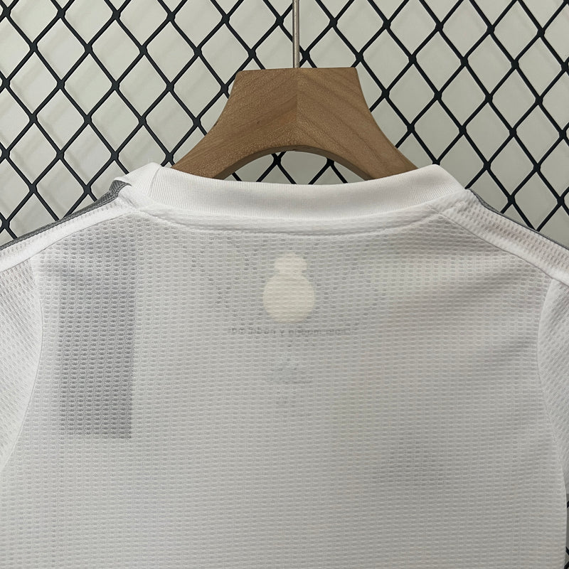 Kit Infantil Real Madrid 2015/16 Retrô / 4-14 Anos