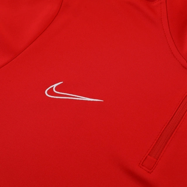 Conjunto de Treino Nike Vermelho e Preto / 734