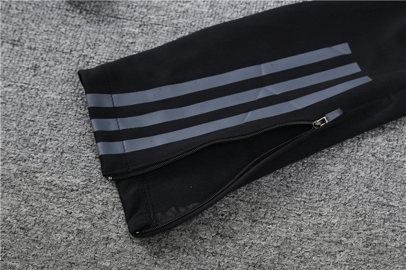 Conjunto de Treino Real Madrid 23/24 /2