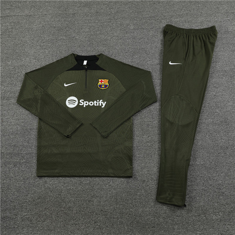 Conjunto de Treino Barcelona 23/24 Verde