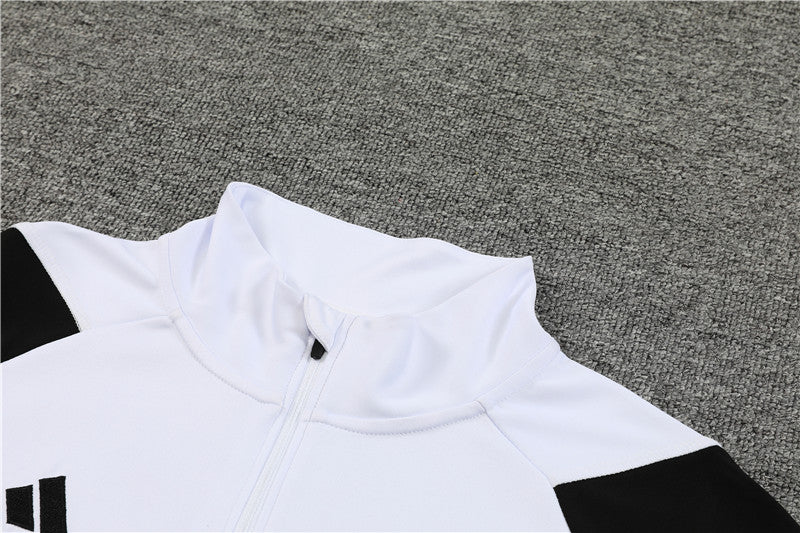Conjunto de Treino Juventus 23/24 White