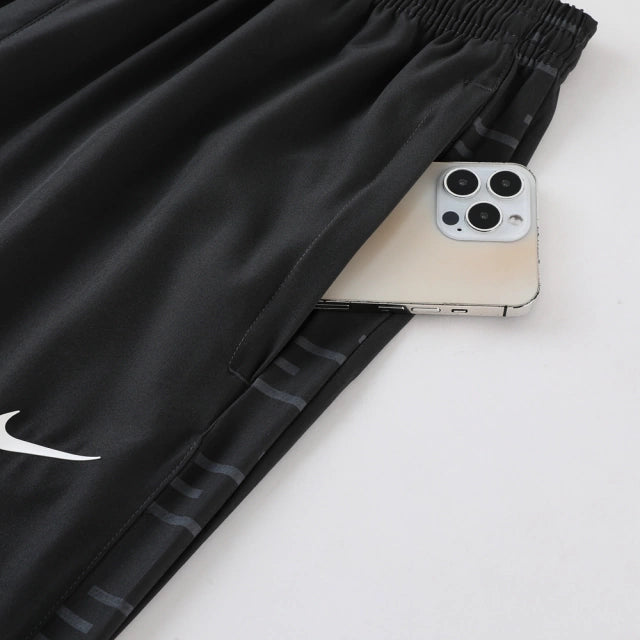 Conjunto de Corta Vento Nike Preto / 734