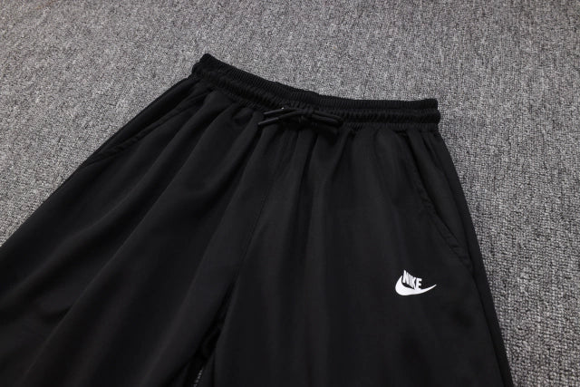 Conjunto de Moletom Nike Sportswear Tech Fleece Preto e Azul Marinho / 734
