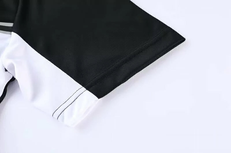 Kit Treino Nike Masculino Camisa Branca e Bermuda Preta