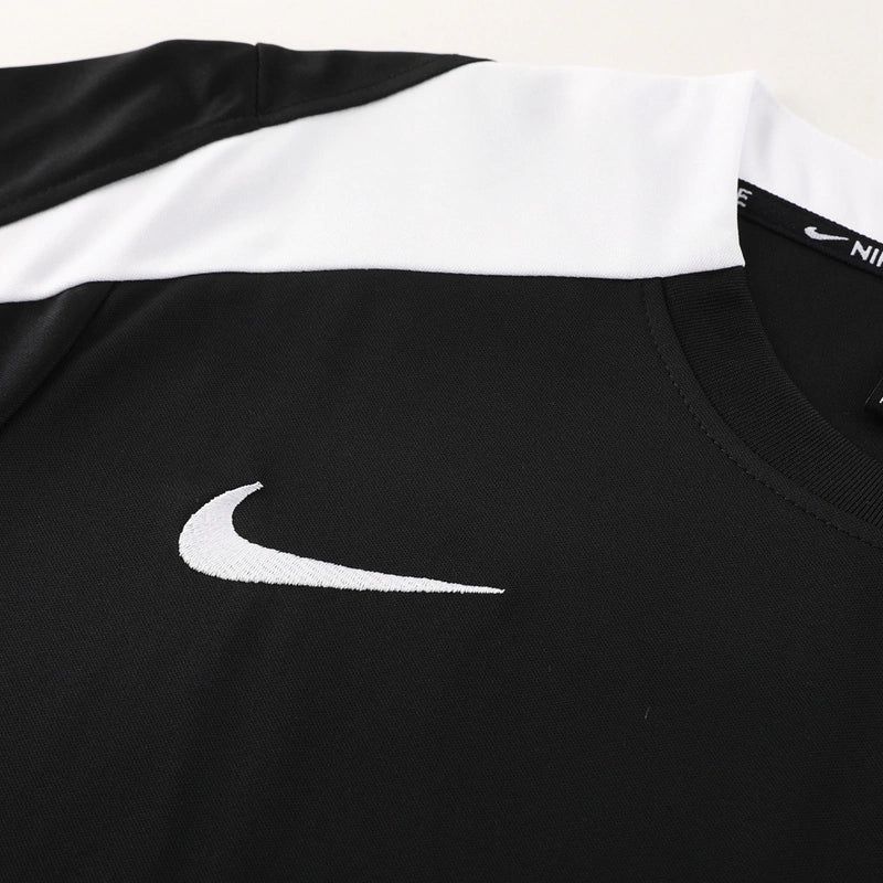 Conjunto Nike Masculino Camisa e Bermuda Preto e Branco