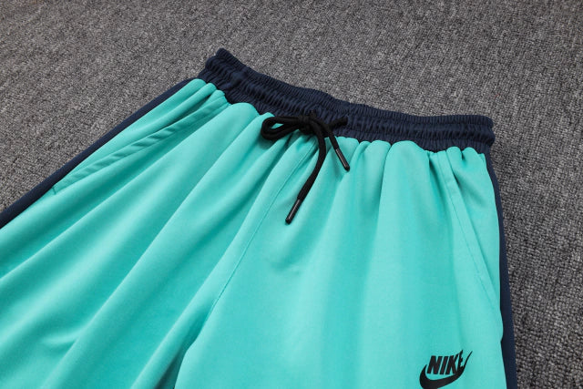 Conjunto de Moletom Nike Sportswear Tech Fleece Verde e Azul Marinho / 374
