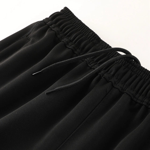 Conjunto de Agasalho Itália Branco e Preto 2023/24