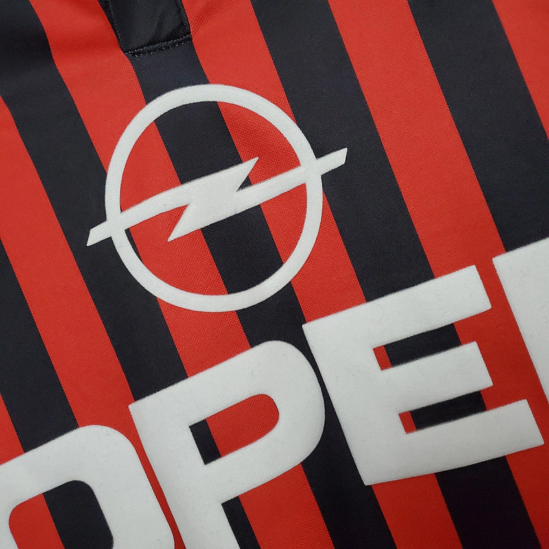 Camisa Retrô AC Milan I 1999/2000 - Masculina Adidas - Vermelha e preta - Centenário