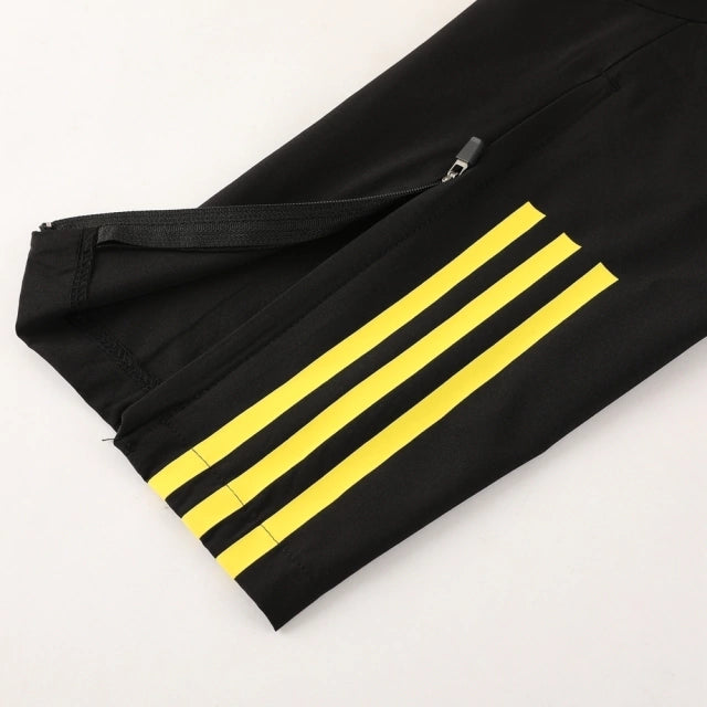 Conjunto de Corta Vento Adidas Preto e Branco / 374