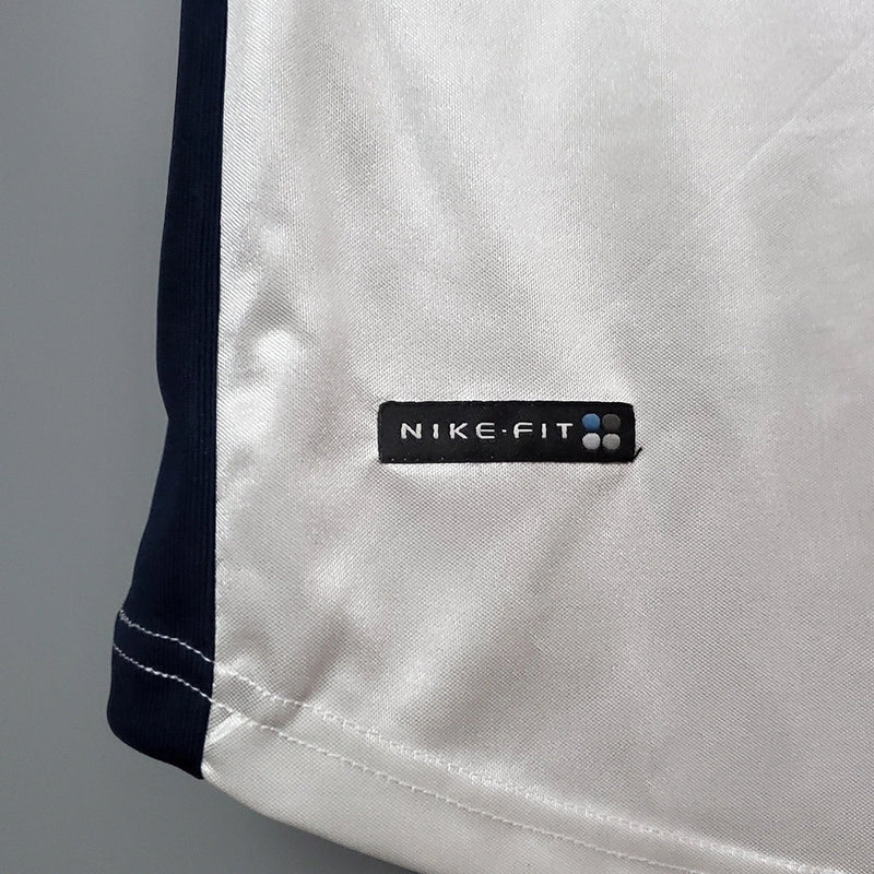 Camisa Retrô Paris Saint-Germain II 1998/1999 - Torcedor Nike Masculina - Branca, azul e vermelha