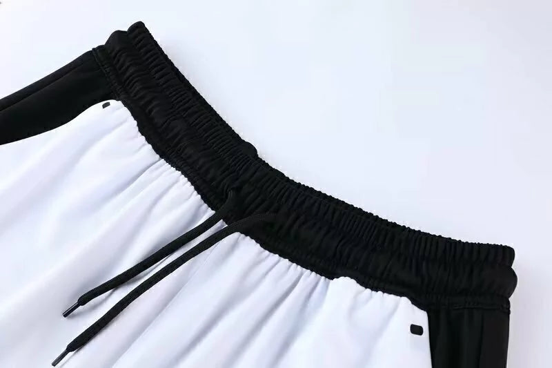 Kit Treino Nike Masculino Camisa Branca e Bermuda Preta