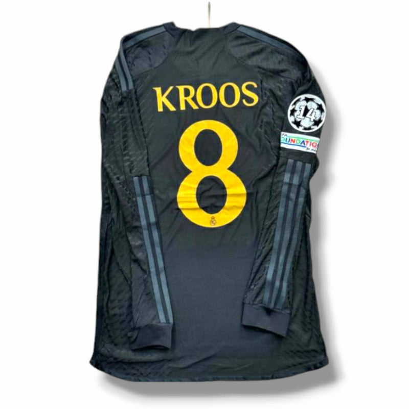 Camisa Real Madrid 2023/24 KROOS 8 Third Versão Jogador - Manga Longa + Patchs