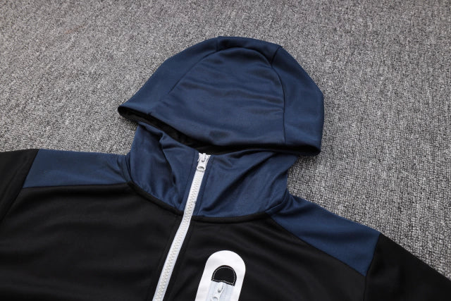 Conjunto de Moletom Nike Sportswear Tech Fleece Preto e Azul Marinho / 734