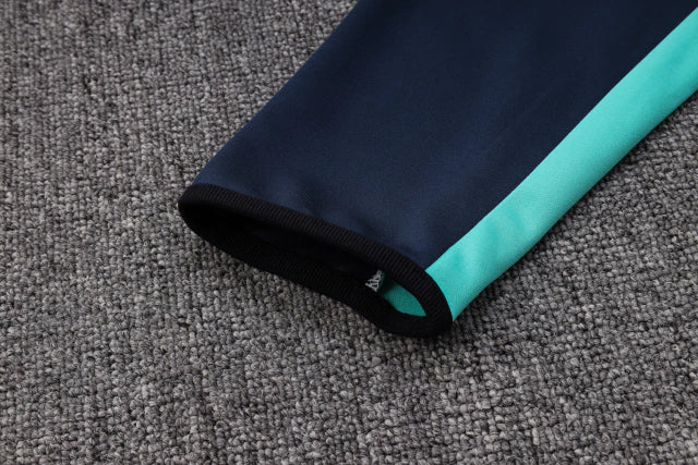 Conjunto de Moletom Nike Sportswear Tech Fleece Verde e Azul Marinho / 374