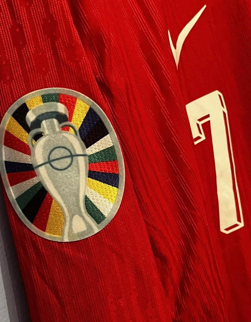 Camisa Portugal EURO 2024 - RONALDO 7 Manga Longa + Patchs