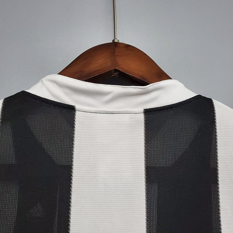 Camisa Retrô Newcastle I Home 1995/97 - Masculina - Modelo Torcedor - Preta e Branca