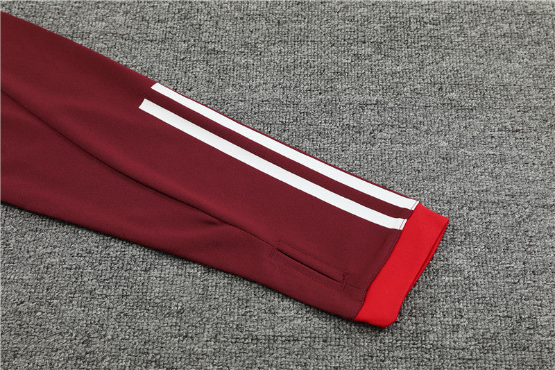 Conjunto de Treino Lyon 23/24 Home