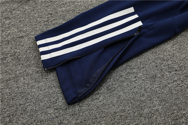 Conjunto de Treino Manchester United 23/24 Azul Marinho