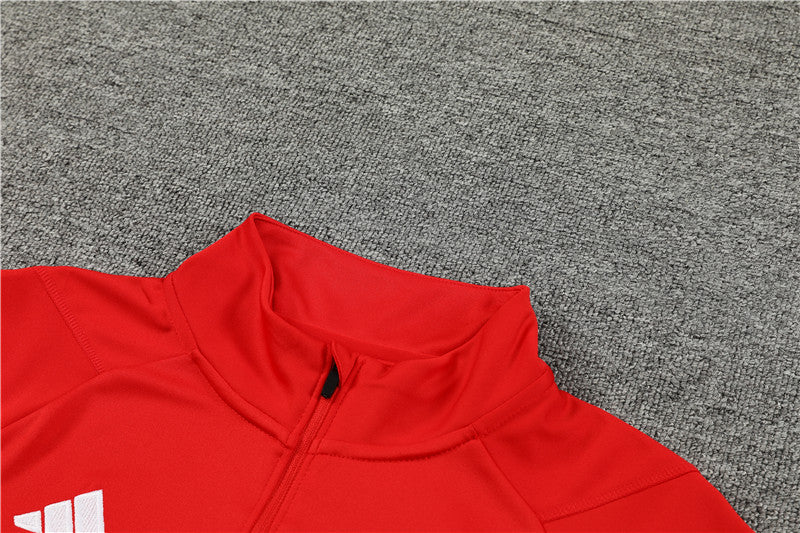 Conjunto de Treino Manchester United 23/24