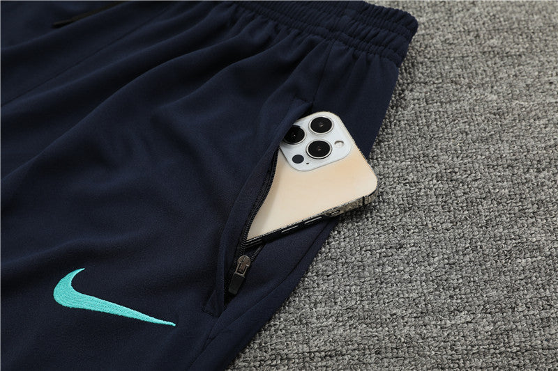 Conjunto de Treino Barcelona 23/24