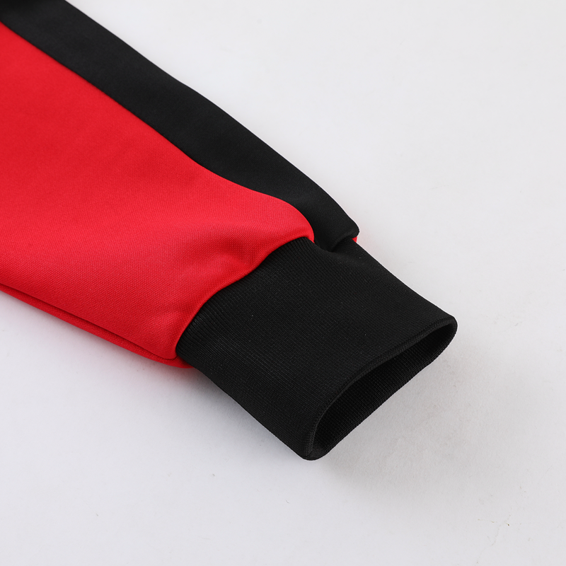 Conjunto de Treino Milan 2023/24