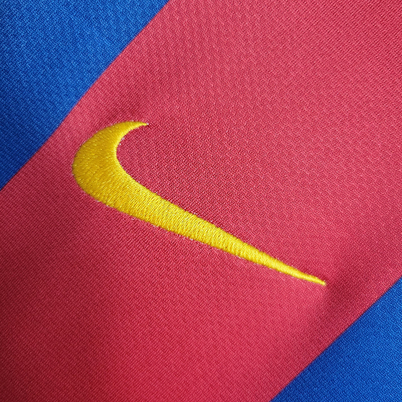 Barcelona 2010/11 Retro home Retrô